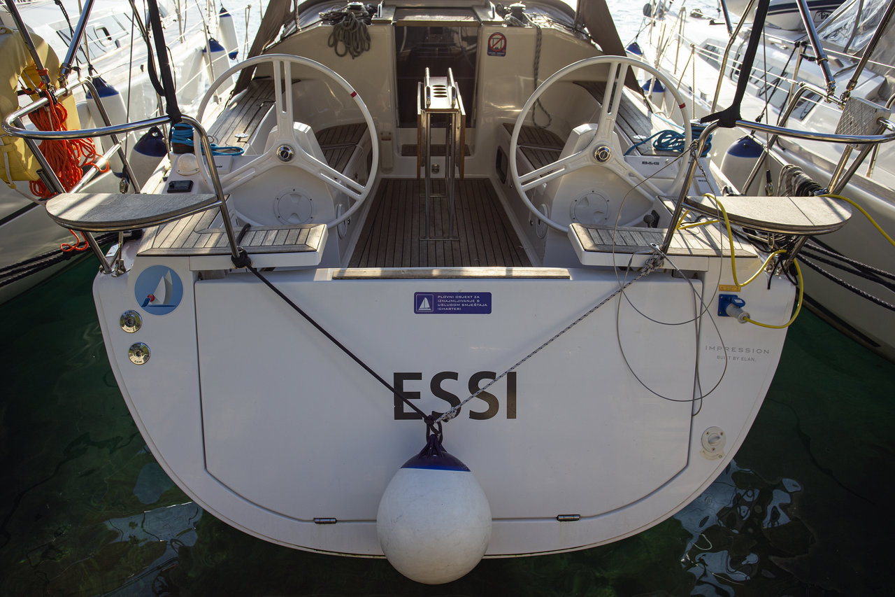 Essi