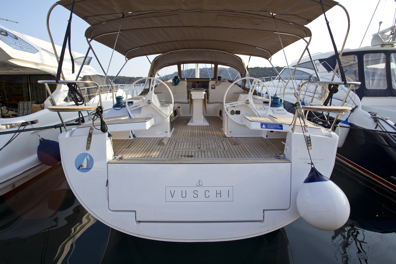 Vuschi