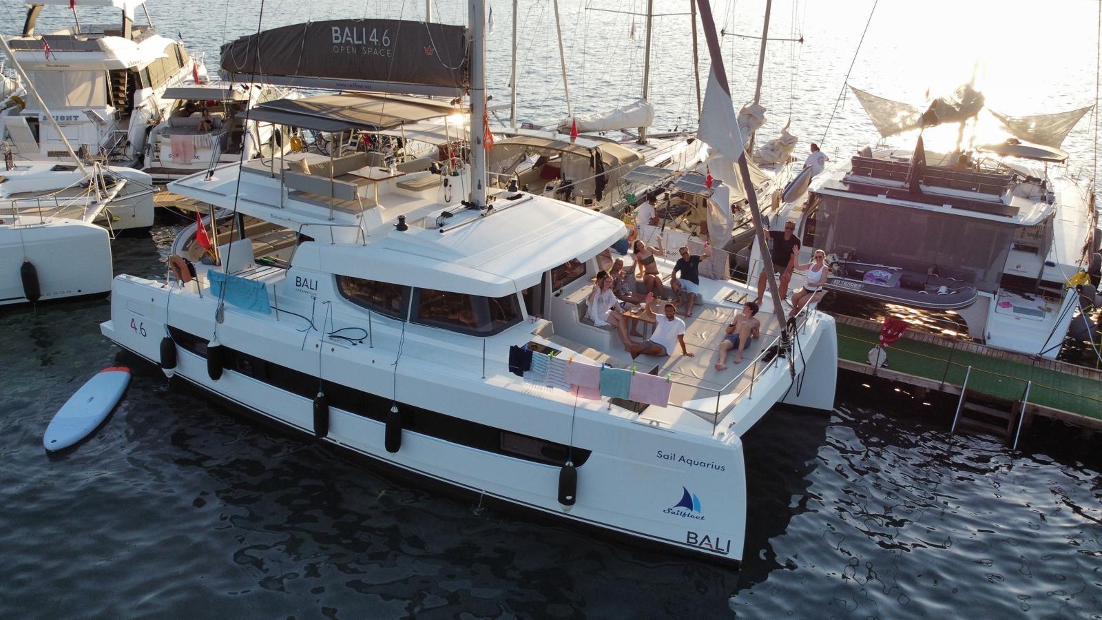 Sail Aquarius
