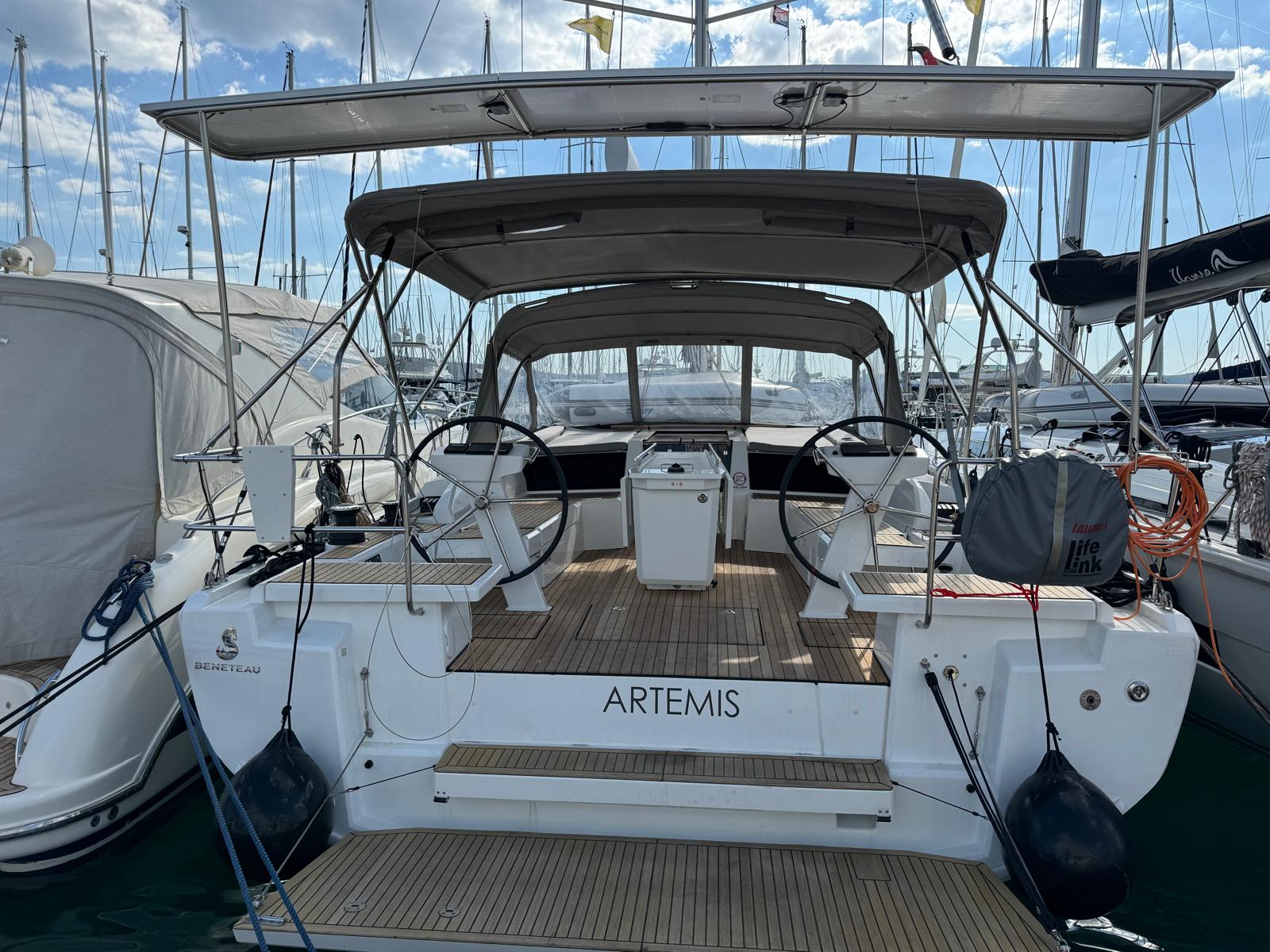 Artemis