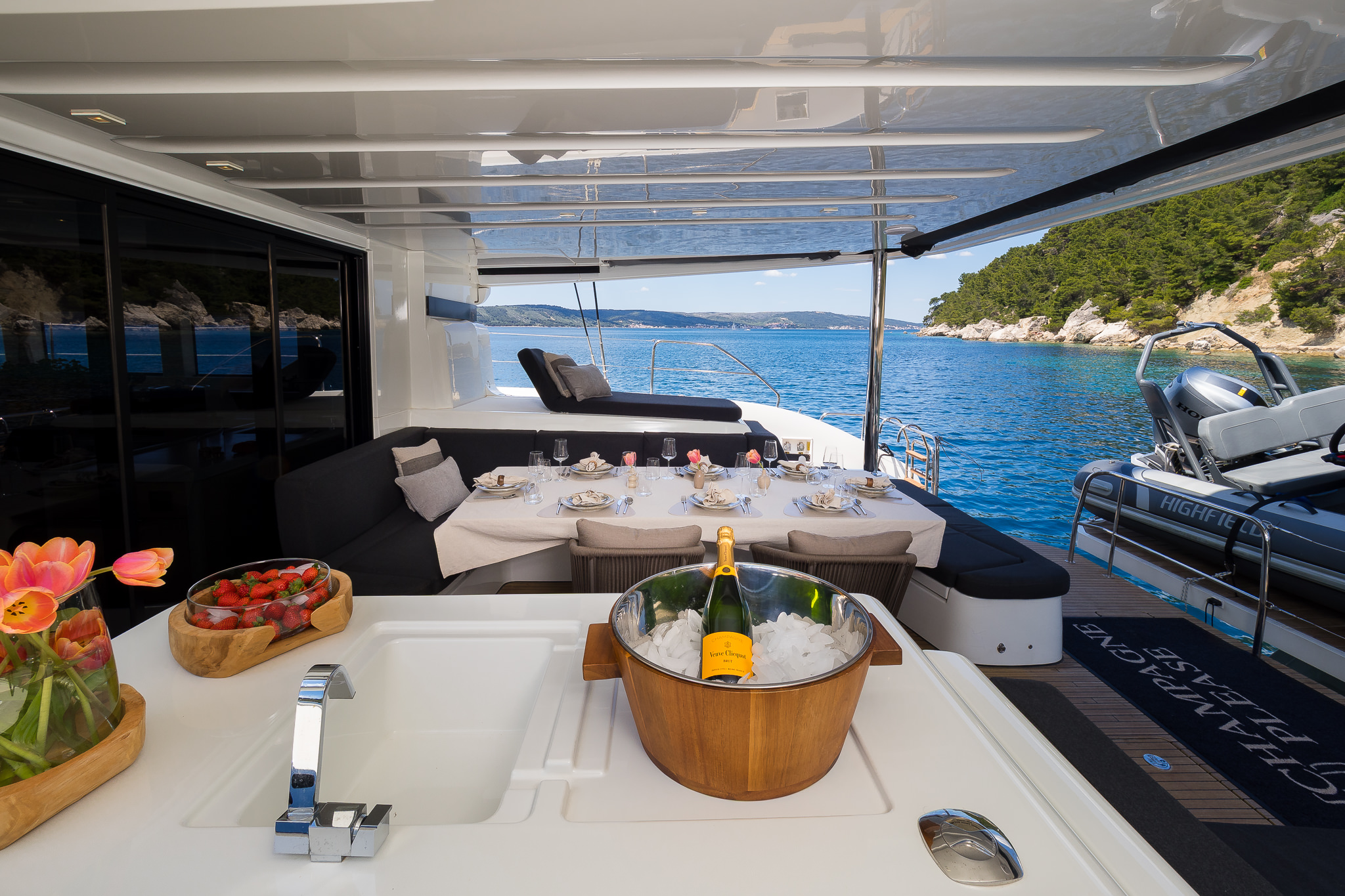 Champagne Please