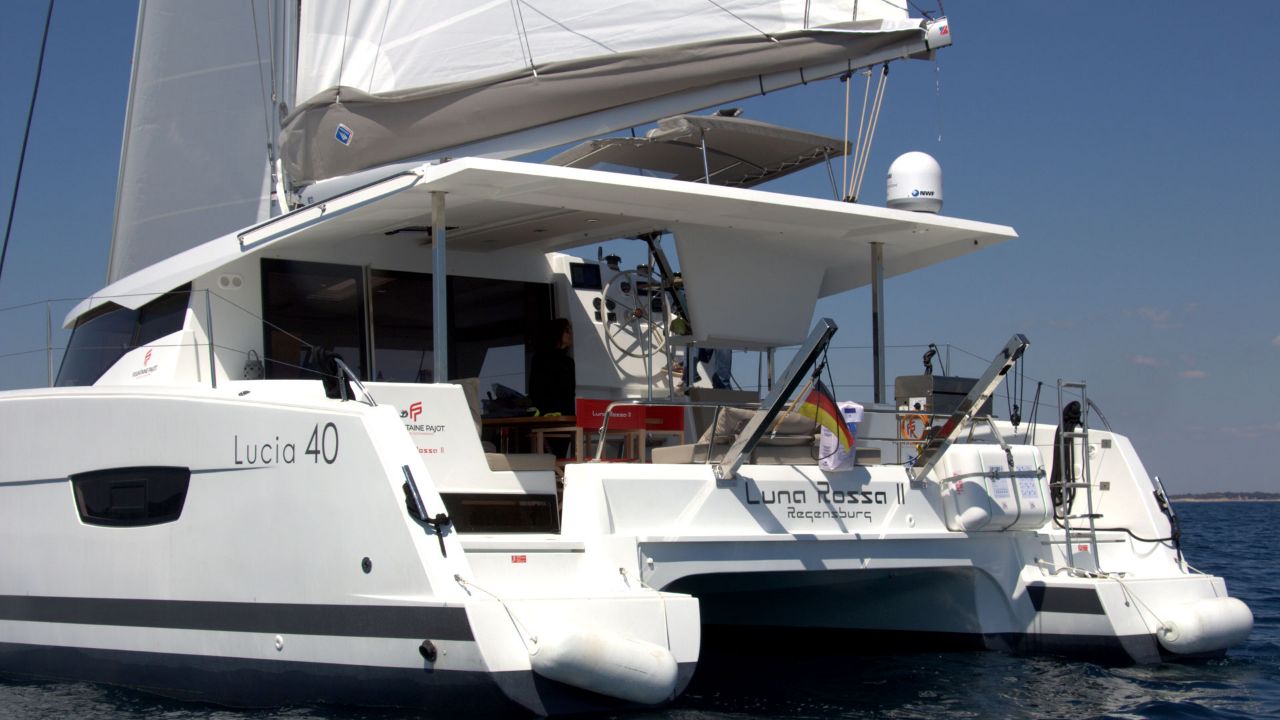 Luna Rossa II